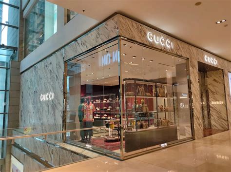 pavilion gucci